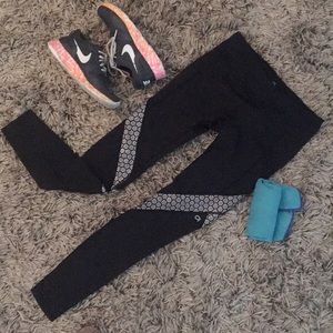 Workout leggings ~ GAP